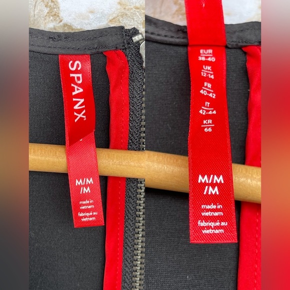 SPANX The Perfect Jumpsuit Sleeveless Back Zip Bootcut Leg Classic Black medium - Picture 15 of 15